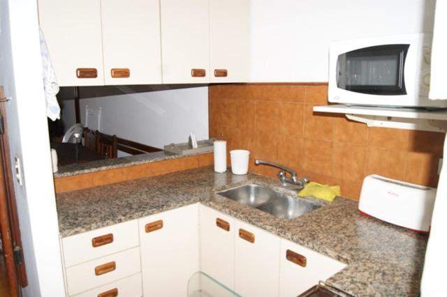 Cocina Alquiler De Las Artes Xii Triplex Solo Familias Pinamar Buenos Aires