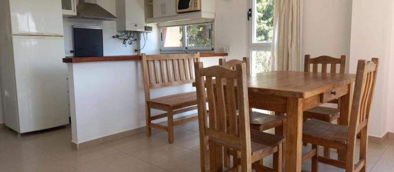 Cocina Alquiler Departamento Rivadavia 644 Pinamar Buenos Aires