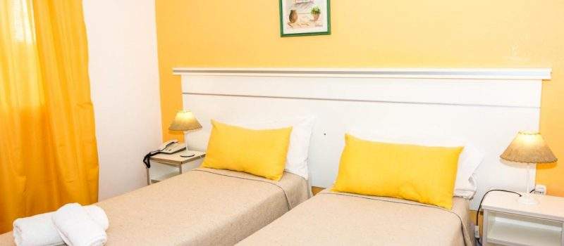 Cuarto Hotel Dalmacia Pinamar Buenos Aires