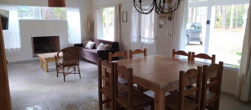 Mesa Alquiler Aquiles 8 Pinamar Buenos Aires